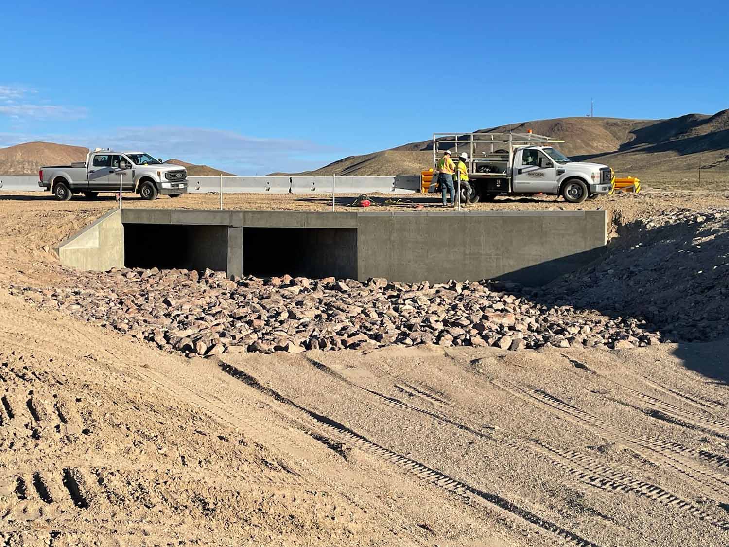 Tonopah NV, Box Culvert Extensions preformed double box overpass structureconcrete structure